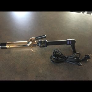 Hot Tools Professional 24k 1 1/2” curling iron